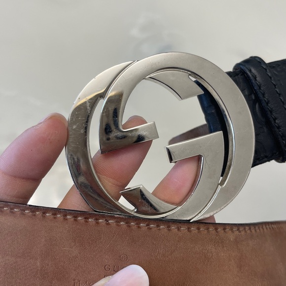 Men’s Leather Signature Gucci Belt - Picture 3 of 8